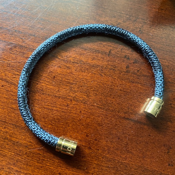Louis Vuitton Bracelet - Picture 3 of 4